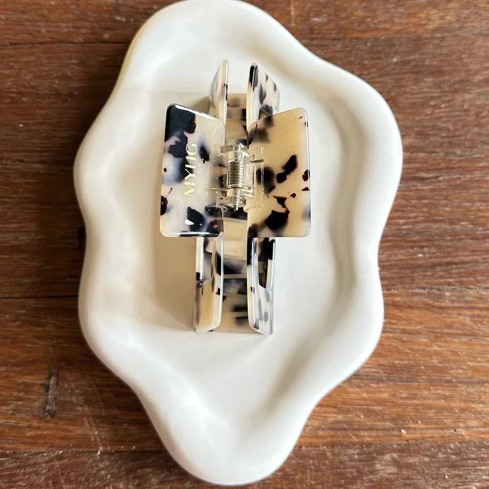 Black White Tortoise Marble Hair Claw Clip Minimalist Clean Girl Old Money 4”
